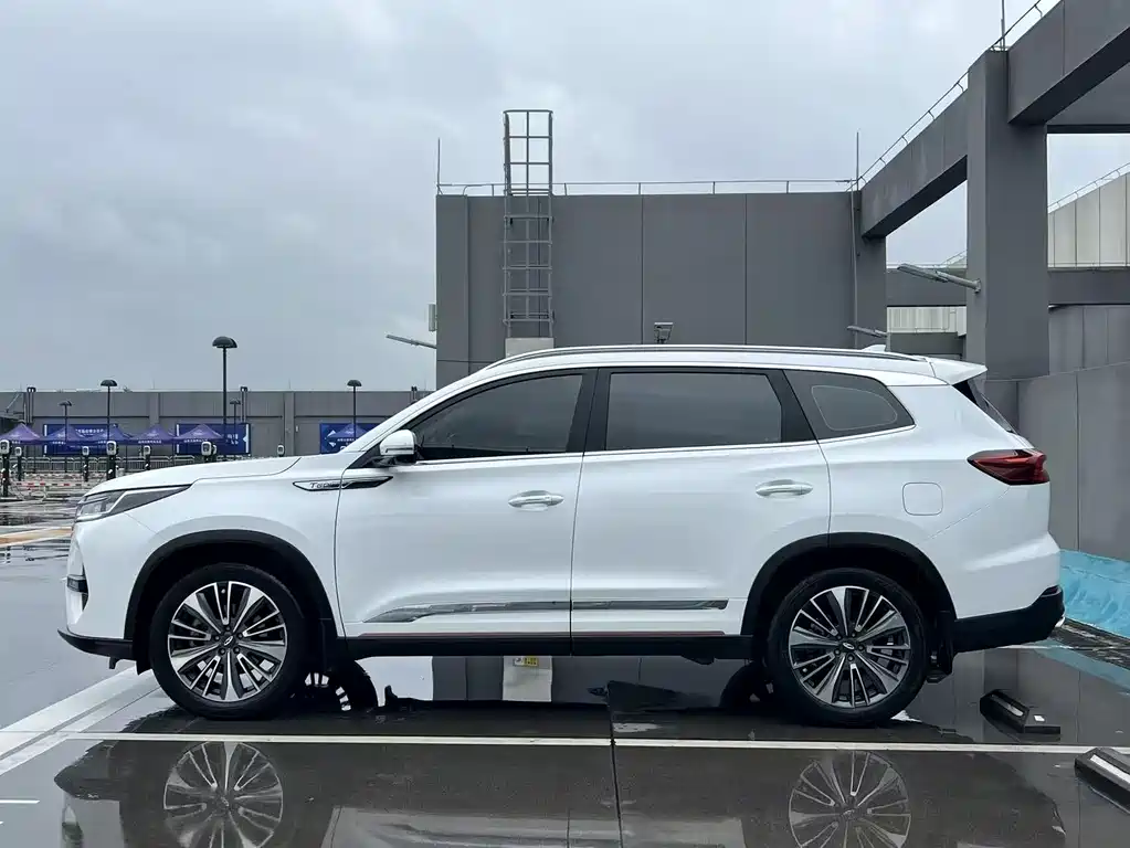 Chery Tiggo 8 PRO 2023 — фото 9