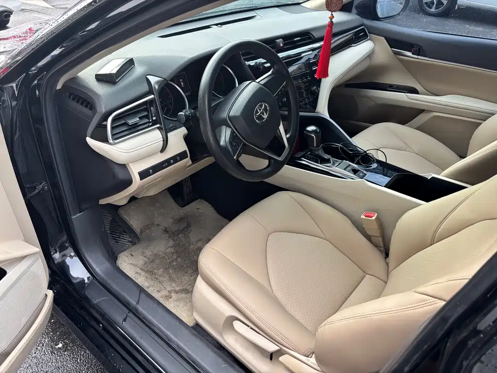 Toyota Camry 2018