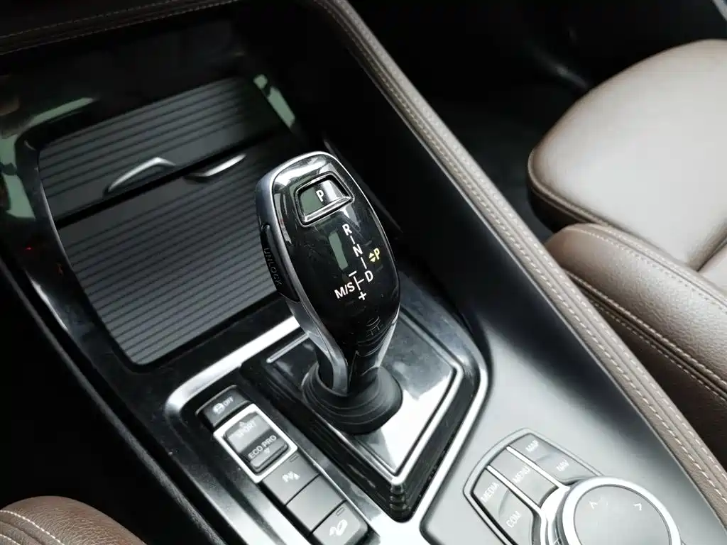 BMW X1 2020 — фото 13