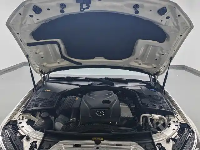 Mercedes-Benz C-Class 2016 — фото 18