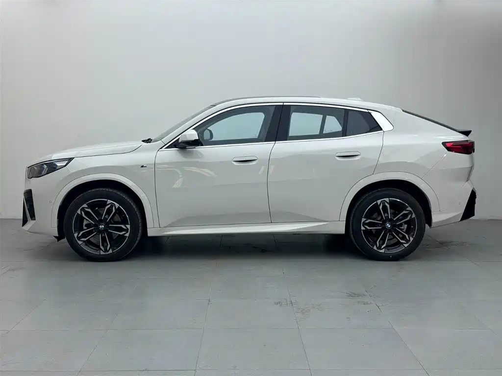 BMW X2 2025 — фото 3