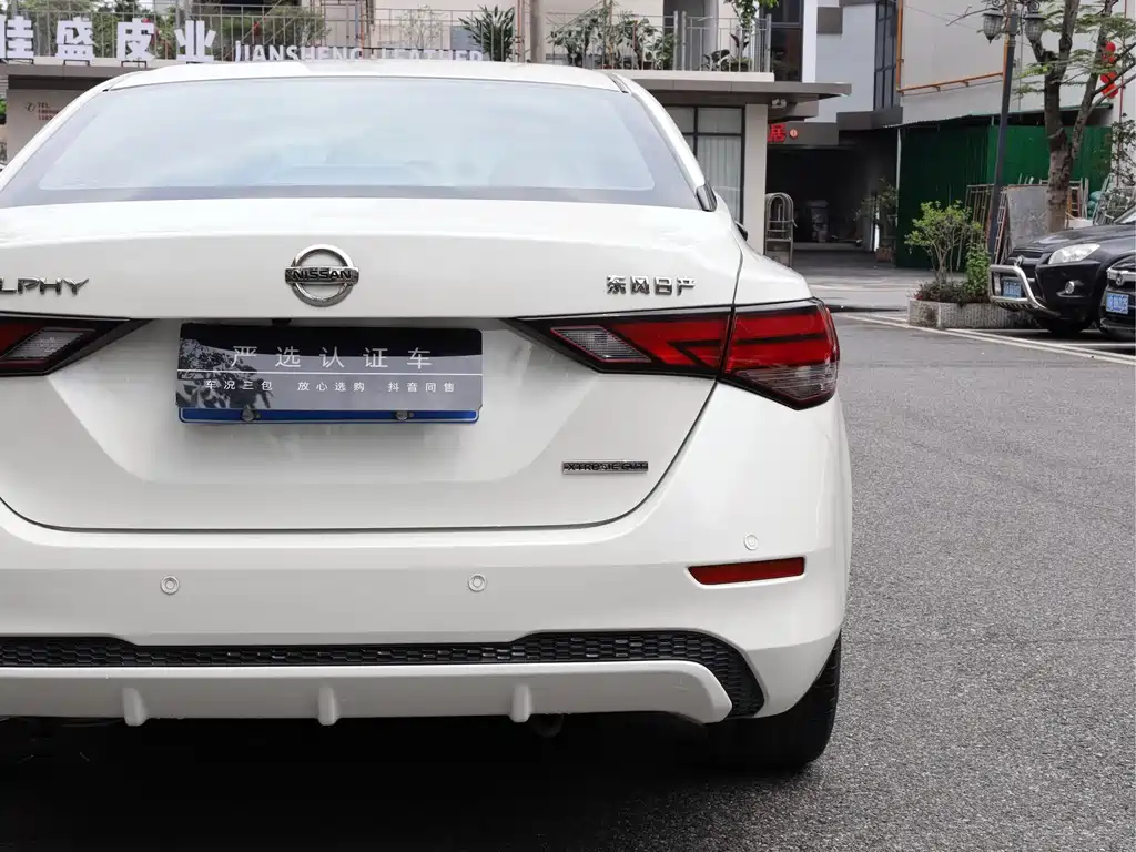 Nissan Sylphy 2020 — фото 23