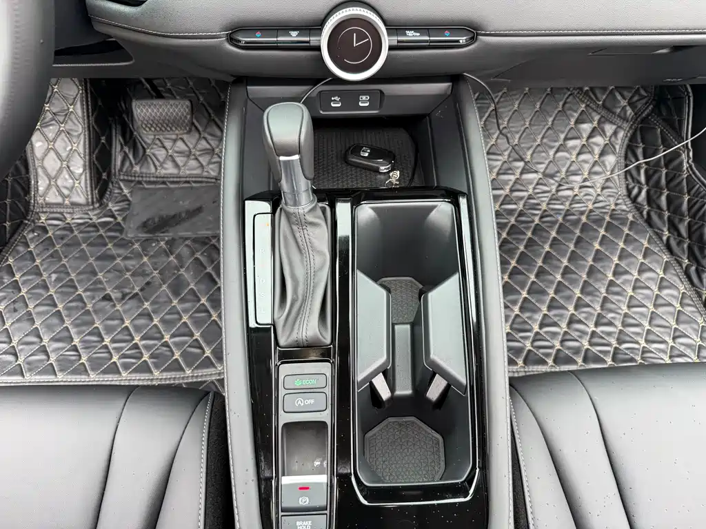 Honda Inspire 2023 — фото 19