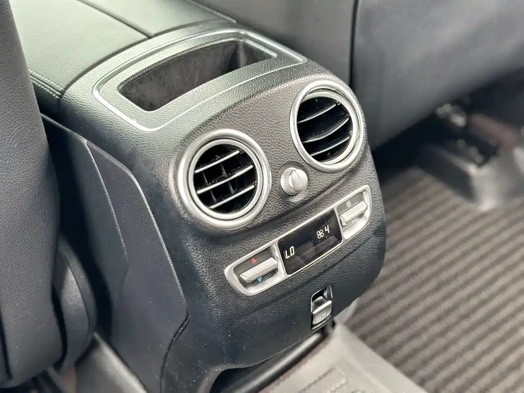 Mercedes-Benz GLC 2023 — фото 14