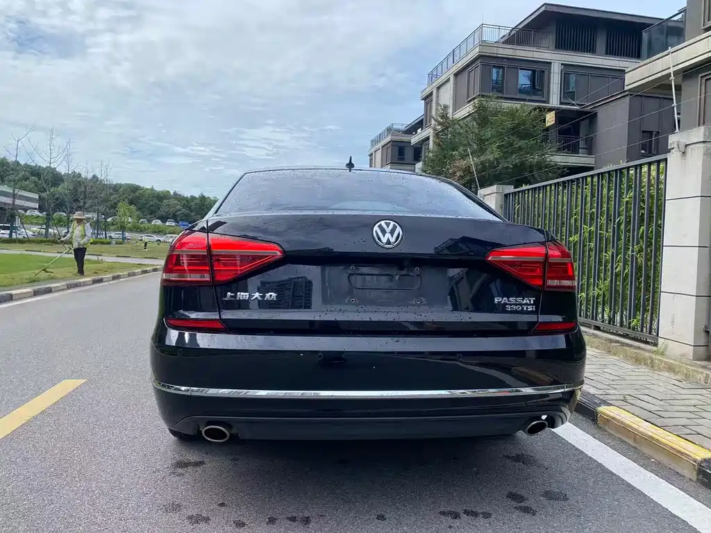 Volkswagen Passat 2016 — фото 8