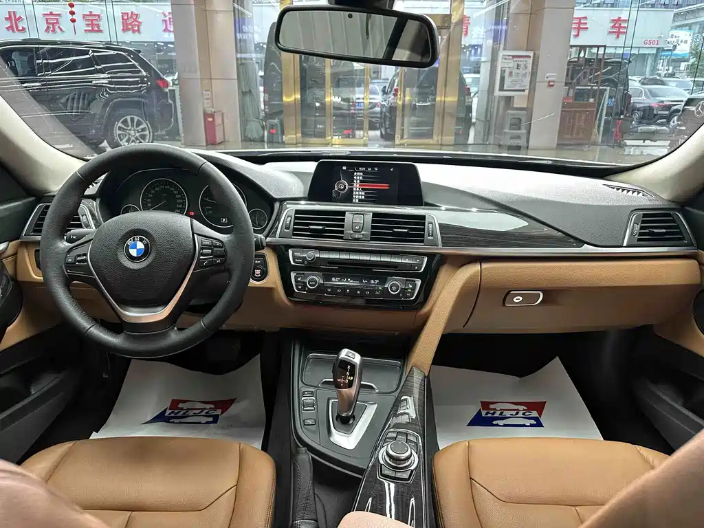 BMW 3 Series GT 2017 — фото 9