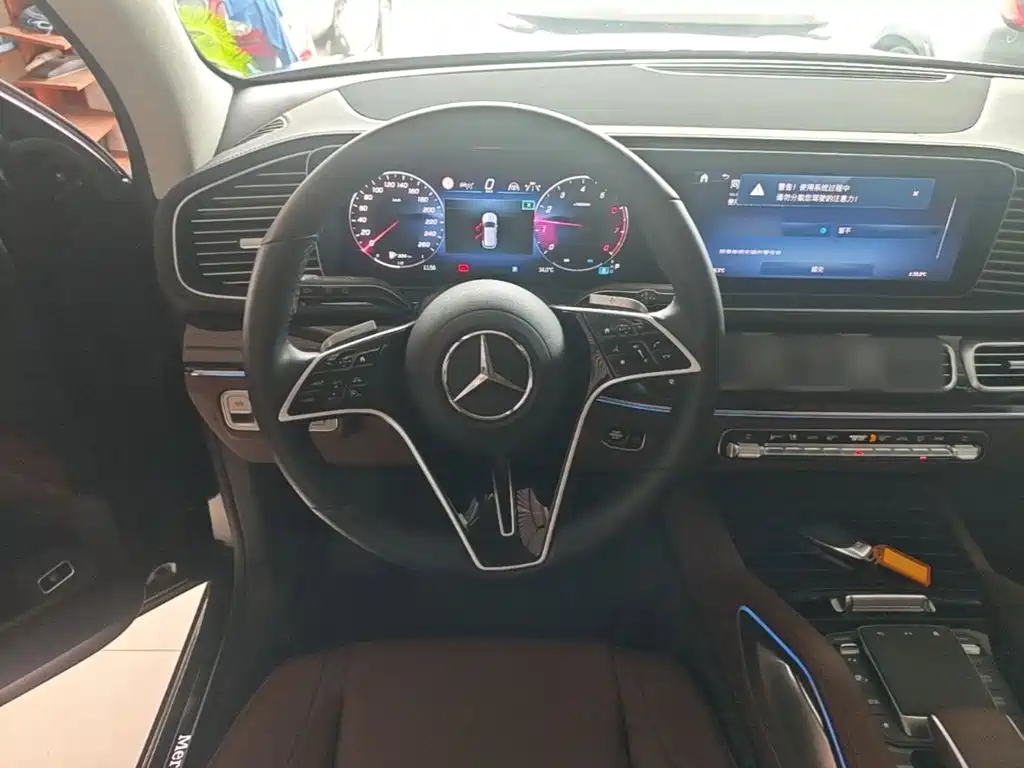Mercedes-Benz GLE 2025 — фото 11