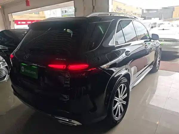 Mercedes-Benz GLE 2025