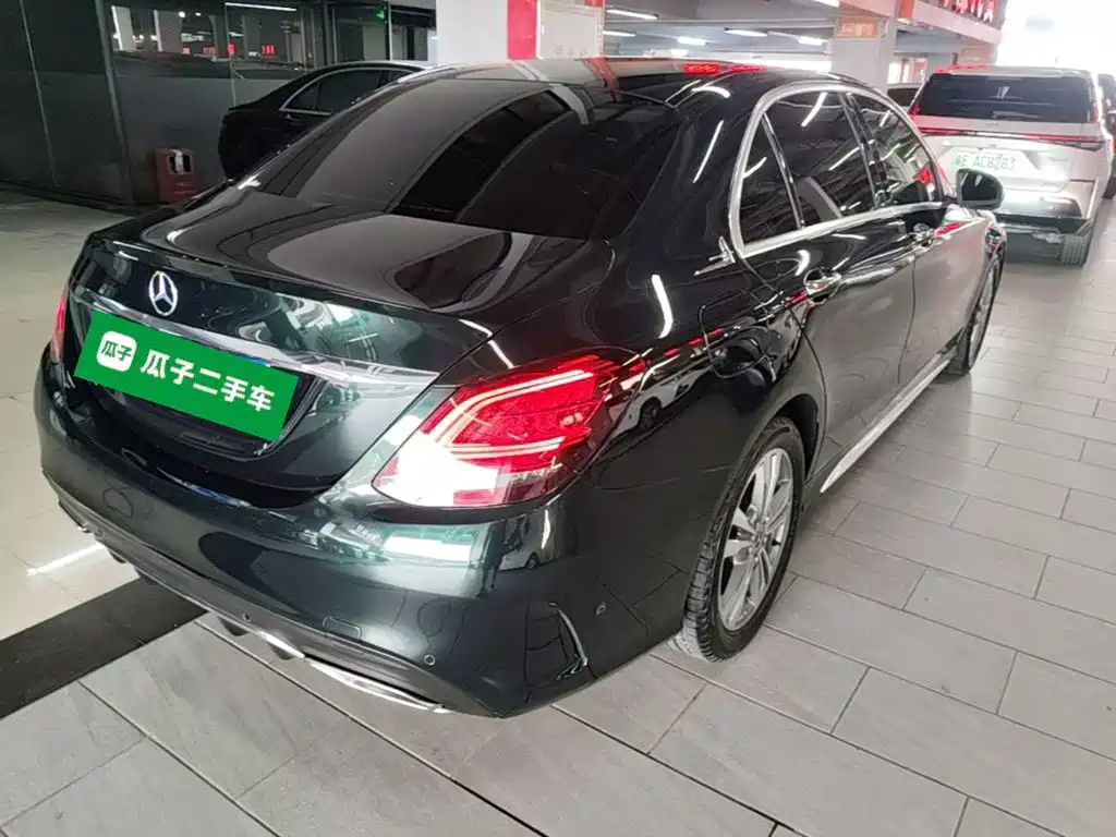 Mercedes-Benz C-Class 2019