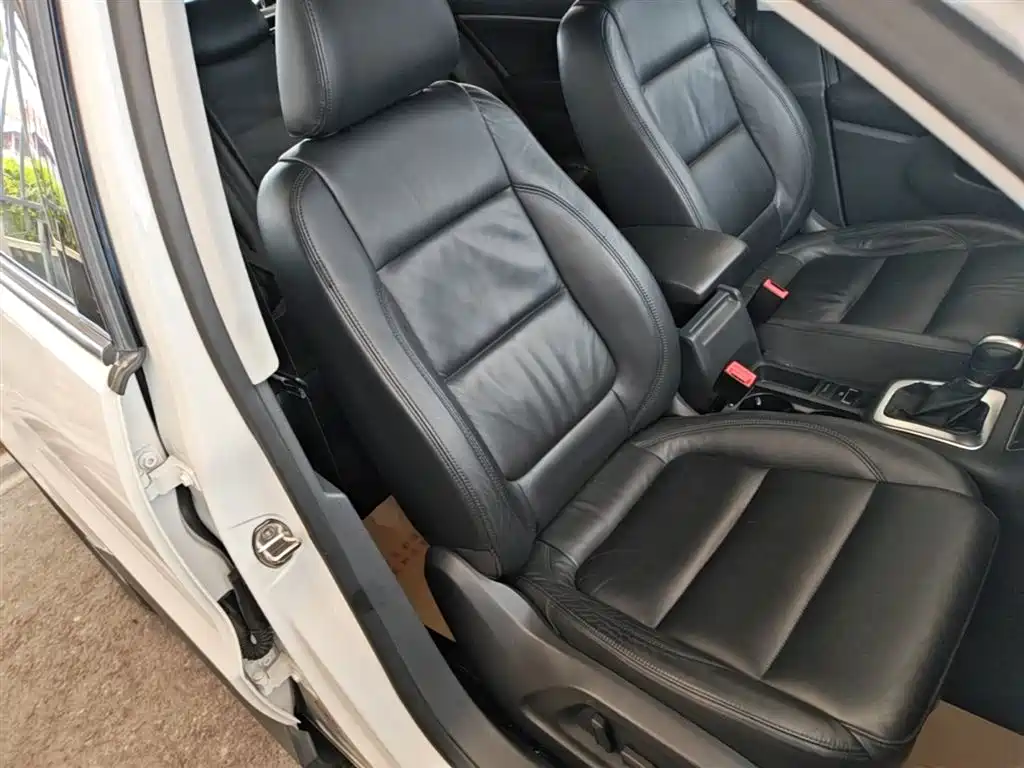 Volkswagen Tiguan 2015 — фото 25