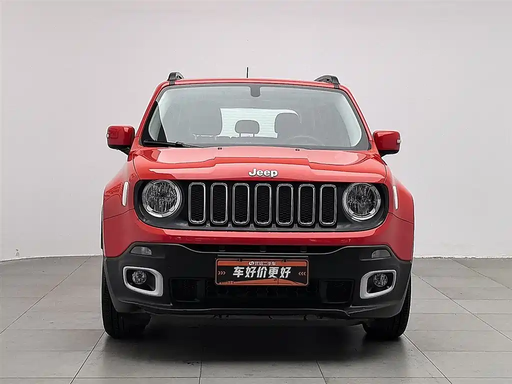 Jeep Renegade 2018 — фото 3