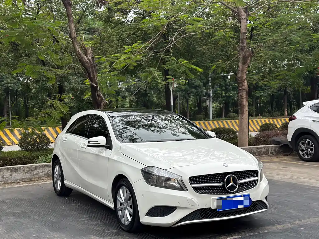 Mercedes-Benz A-Class 2014 — фото 3