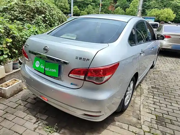 Nissan Sylphy 2012