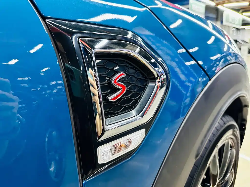 MINI Countryman 2017 — фото 14