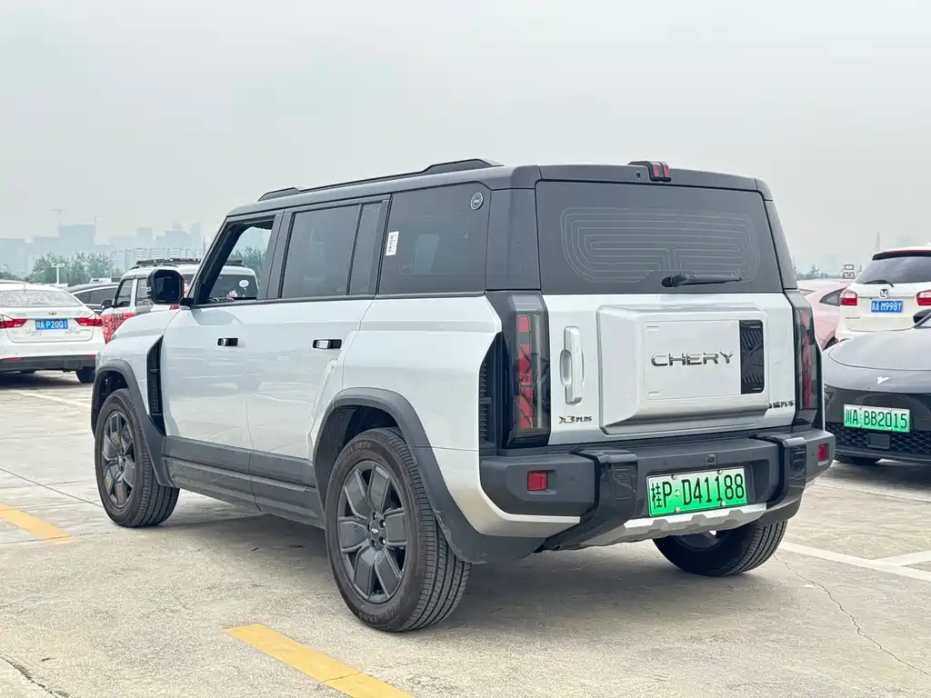 Chery Fengyun X3 PLUS 2026 — фото 16