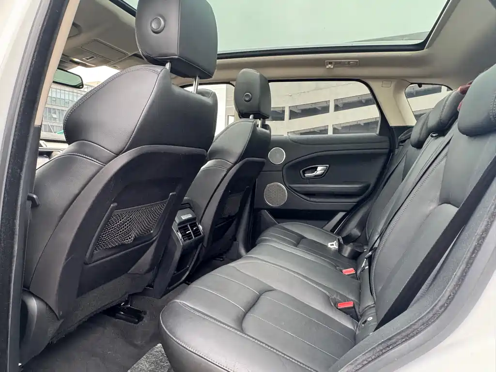Land Rover Evoque 2017 — фото 13