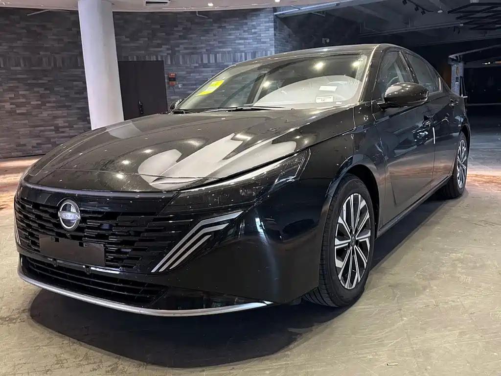 Nissan Teana 2026