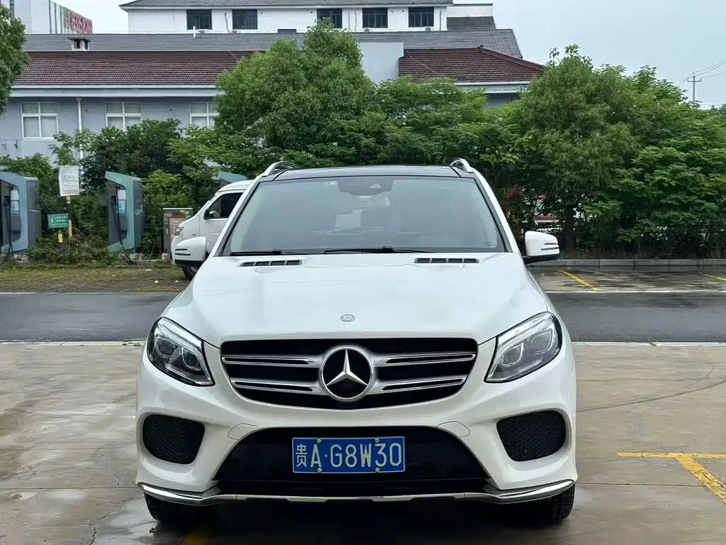 Mercedes-Benz GLE 2017
