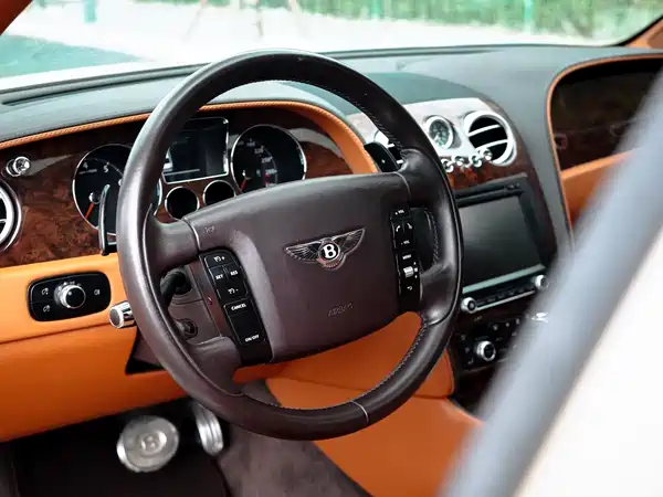 Bentley Flying Spur 2013