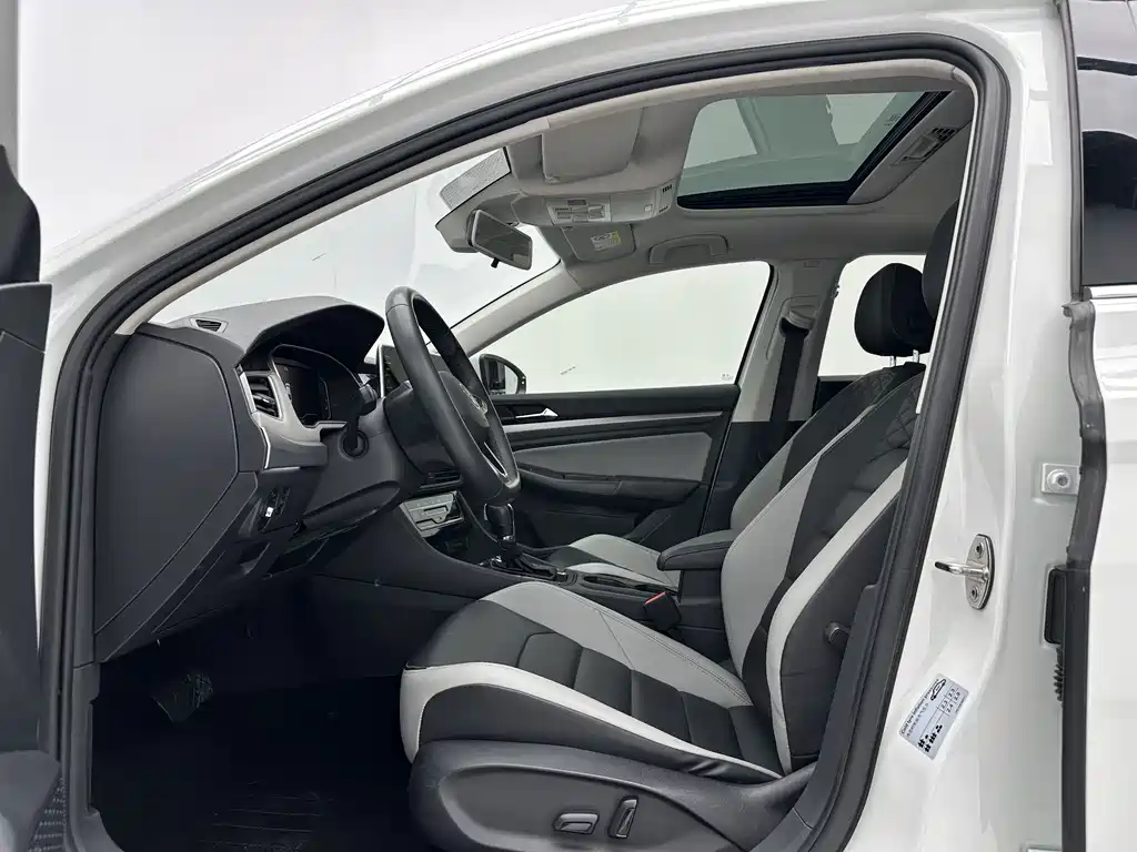 Volkswagen Bora 2022