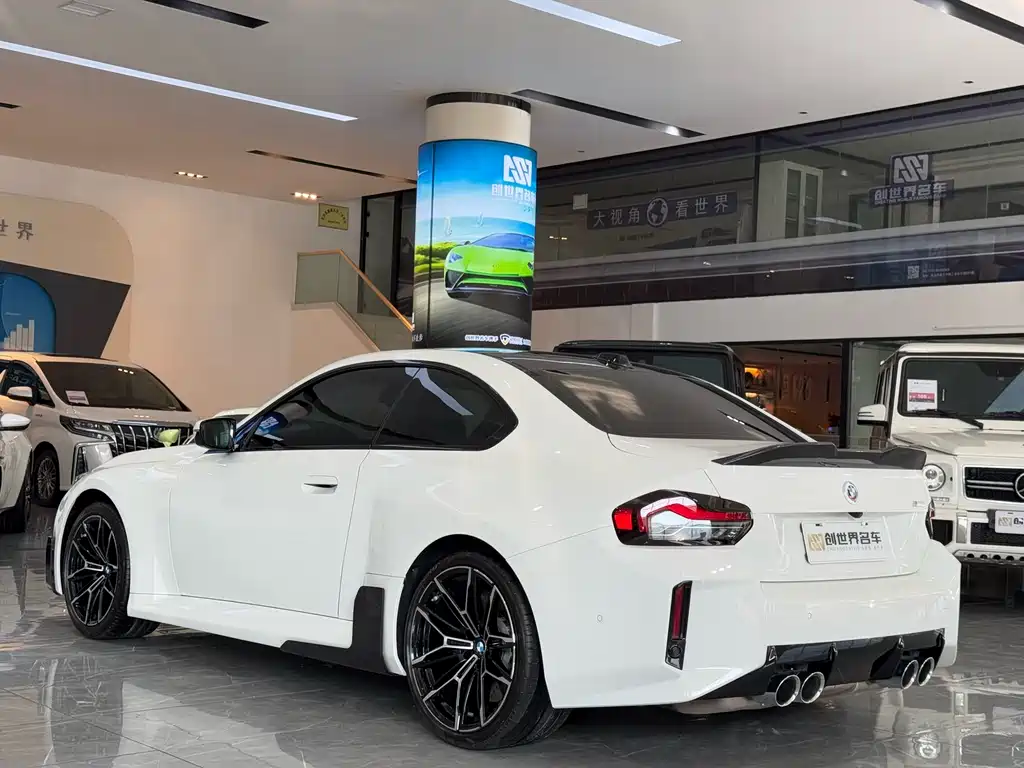 BMW M2 2024