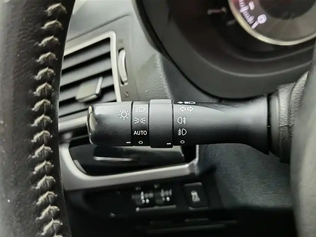 Subaru Forester 2016 — фото 21