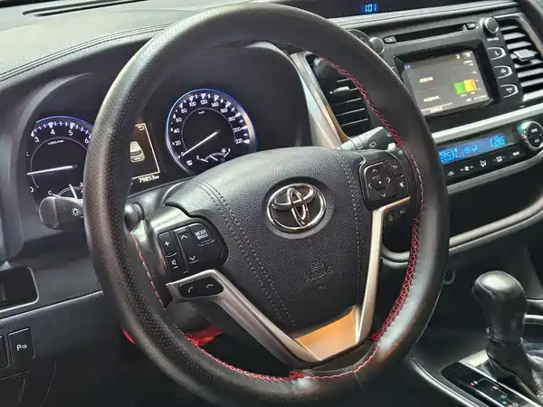 Toyota Highlander 2018