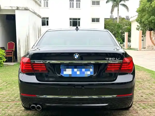 BMW 7 Series 2015