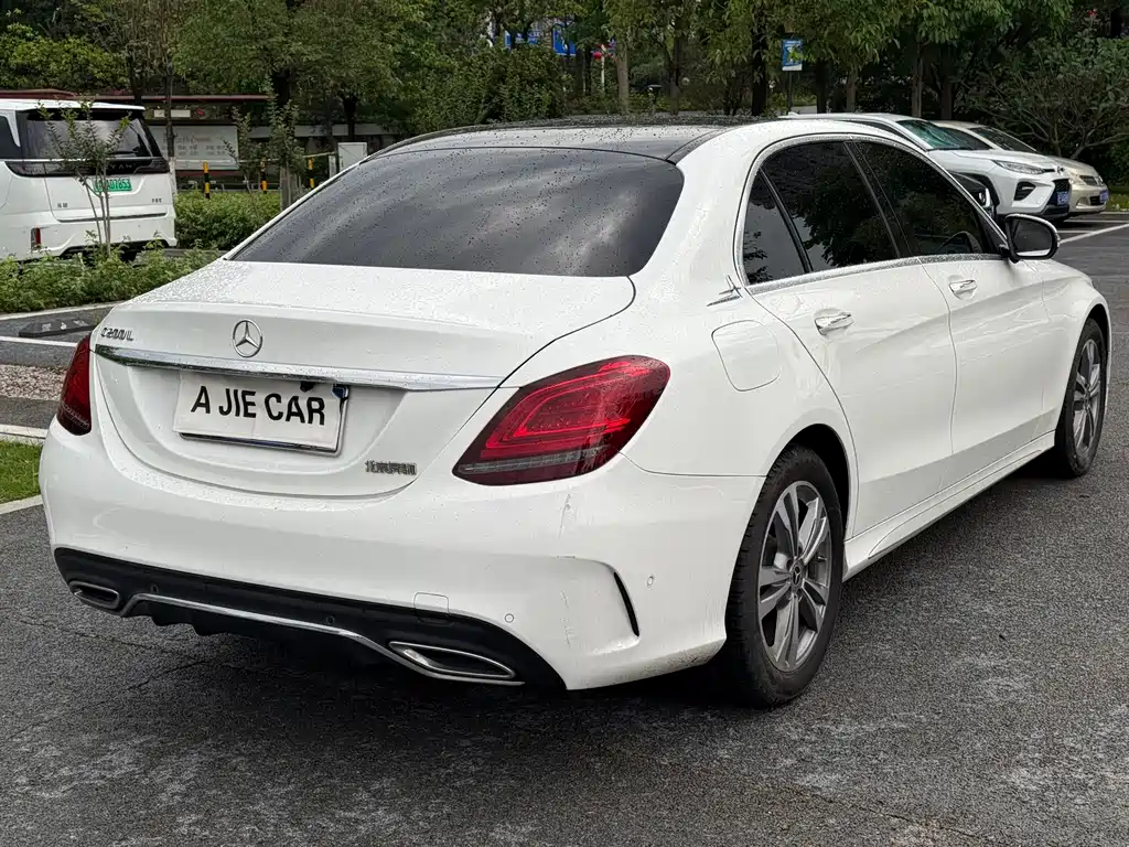 Mercedes-Benz C-Class 2021 — фото 11