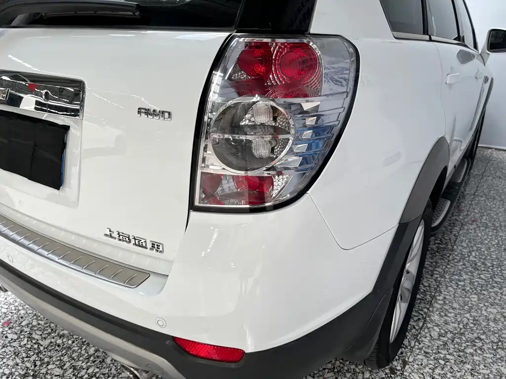 Chevrolet Captiva 2013 — фото 19