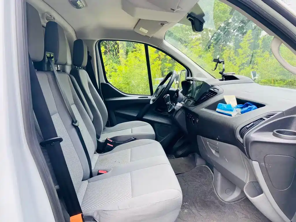 Ford Transit 2022