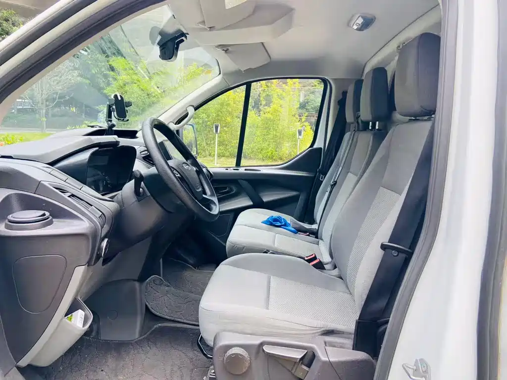 Ford Transit 2022
