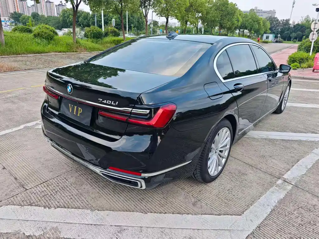 BMW 7 Series 2020 — фото 15