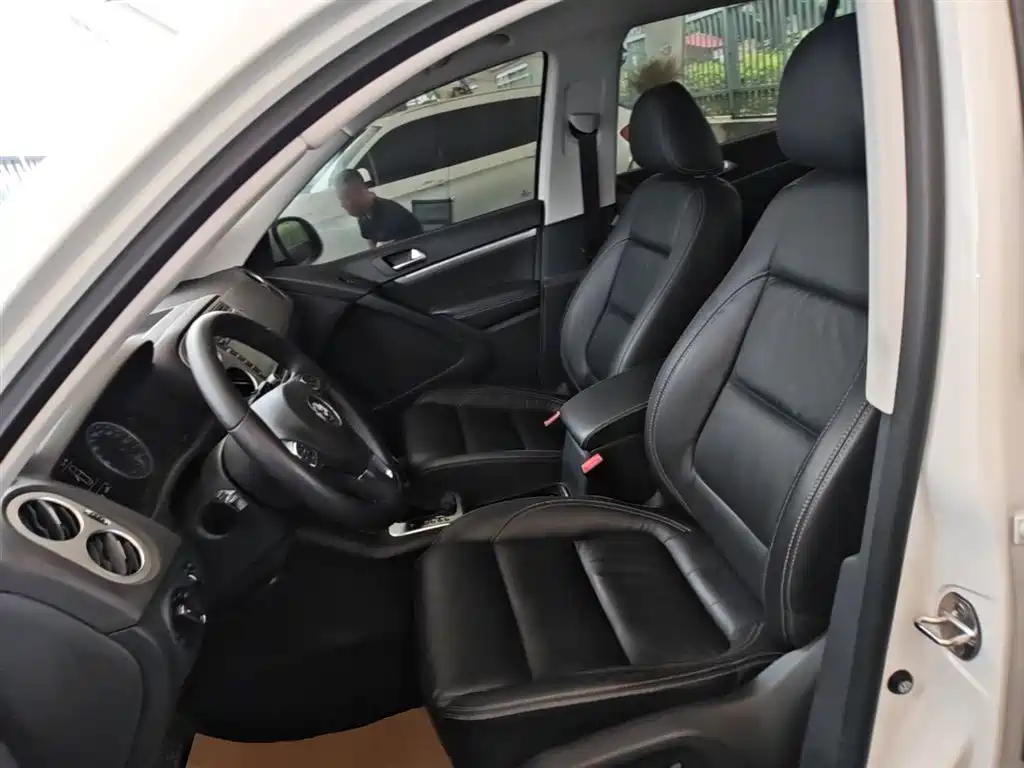 Volkswagen Tiguan 2017 — фото 15