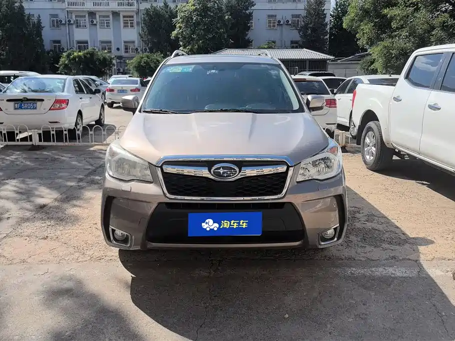 Subaru Forester 2015 — фото 2