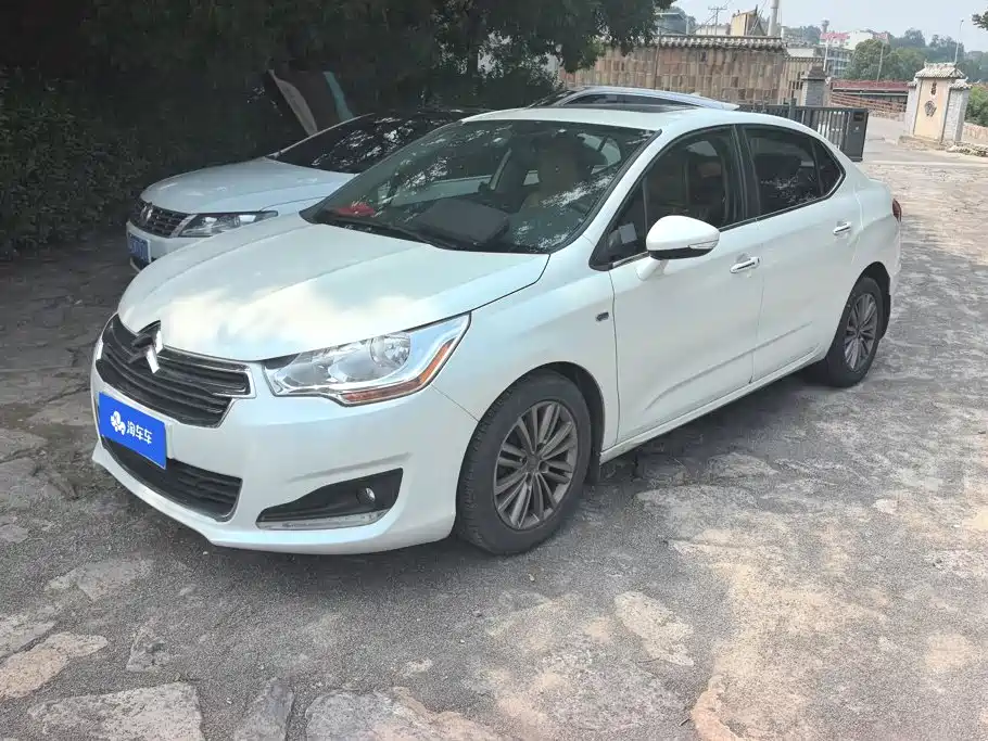 Citroën C4L 2015