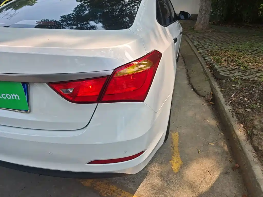 Hyundai Mistra 2015 — фото 8