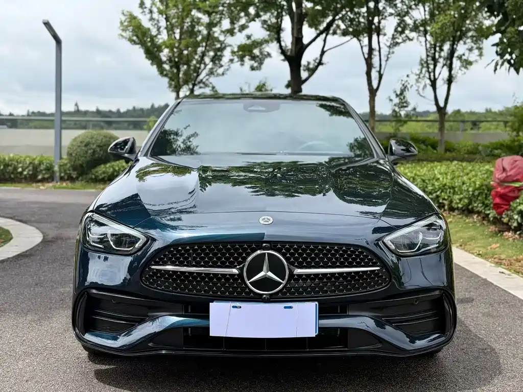 Mercedes-Benz C-Class 2022