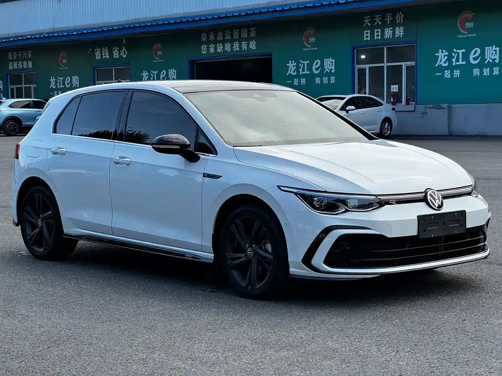 Volkswagen Golf 2022