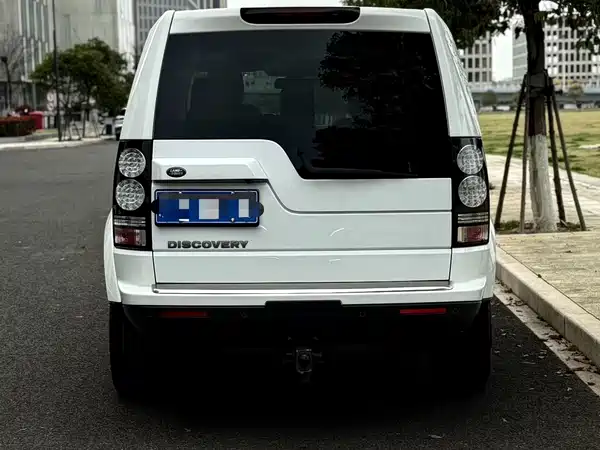 Land Rover Discovery 2015
