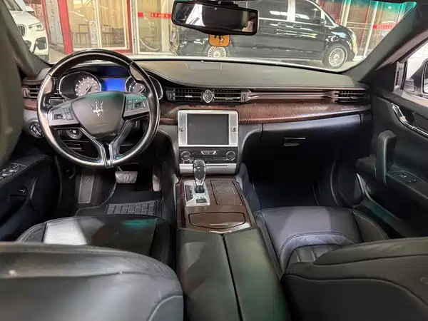 Maserati Quattroporte 2014