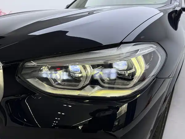 BMW X3 2021