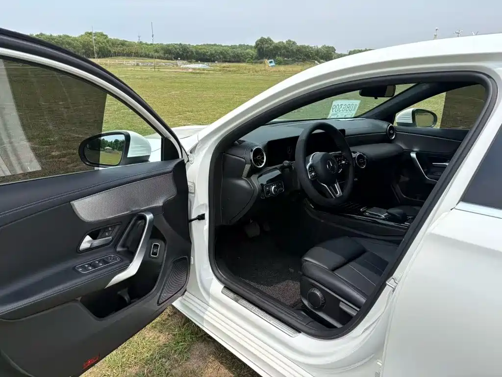 Mercedes-Benz A-Class 2022