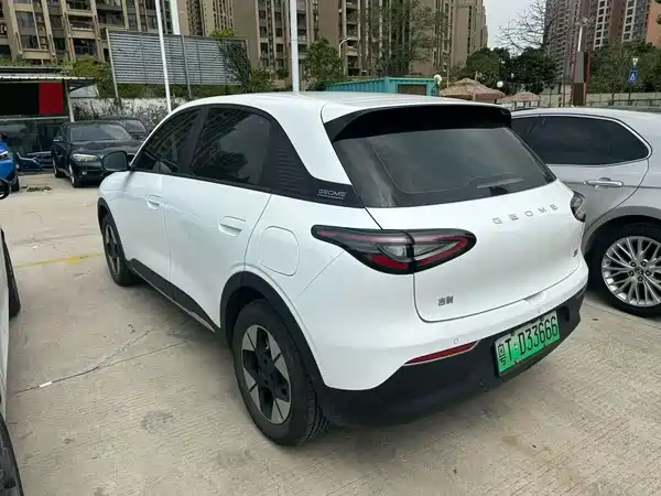 Geely Galaxy Starwish 2024