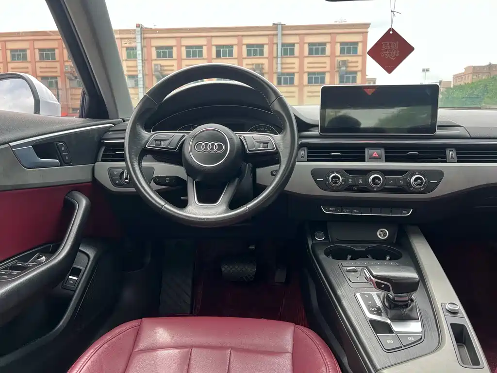 Audi A4L 2017 — фото 10