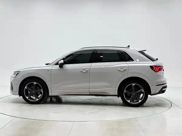 Audi Q3 2023
