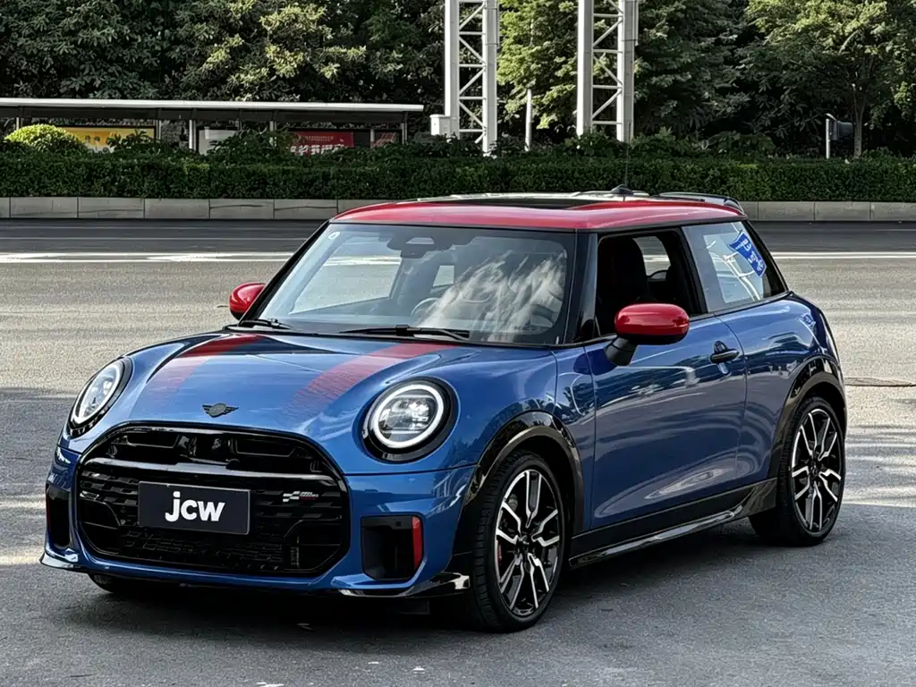 MINI JCW 2026