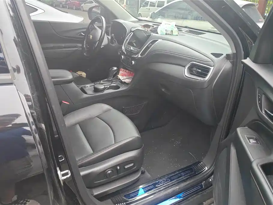 Chevrolet Equinox 2018 — фото 8