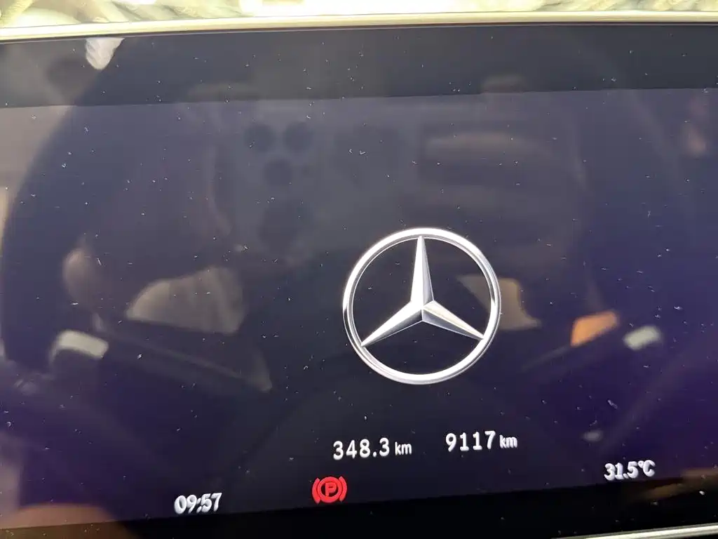 Mercedes-Benz C-Class 2025 — фото 10