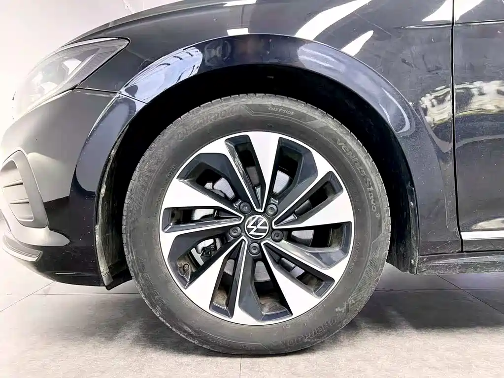 Volkswagen Passat 2025 — фото 15